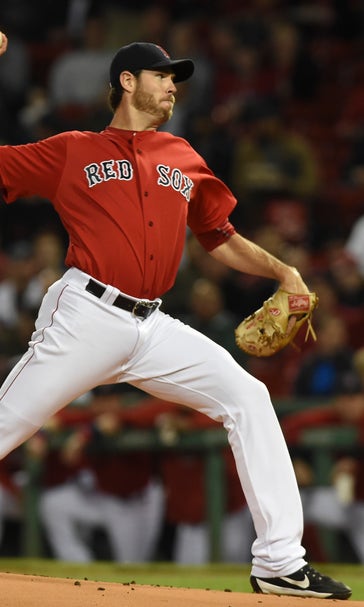 Fister finalizes $4M deal with Rangers, who need starters